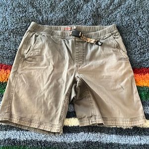 Men’s grey Gramicci shorts
